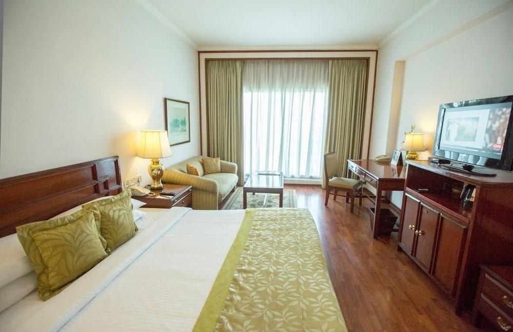 Taj Banjara Hotel Hyderabad Exterior foto A room at the Taj Bengal