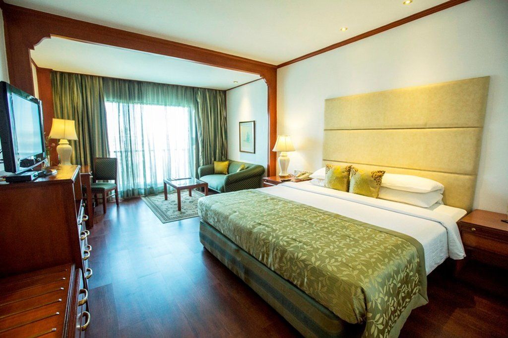 Taj Banjara Hotel Hyderabad Exterior foto A room at the Taj Bengal